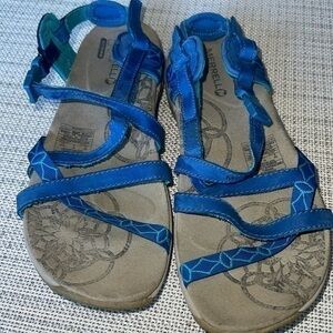Merrell Women's Terran Lattice II Sandal Eur 37, suze6US